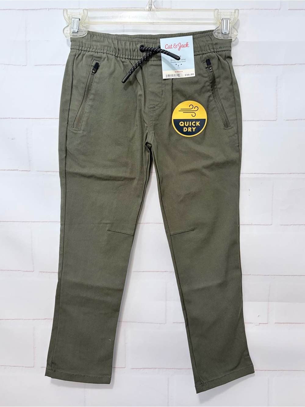 Cat & Jack Boys Green Quick Dry Stretch Pants Size 5 NWT